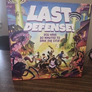 Funko Last Defense! Board Game - Purple and Green
